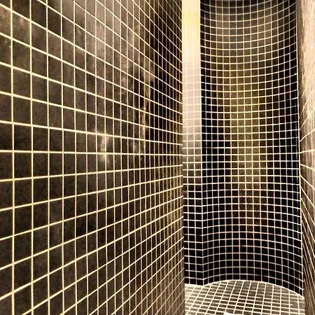 Pensión Judges Court 4*