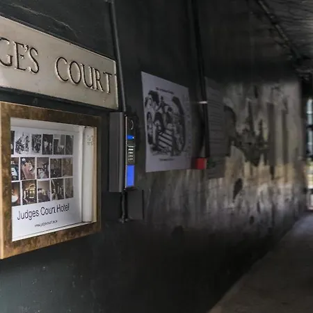 Judges Court Pensjonat York
